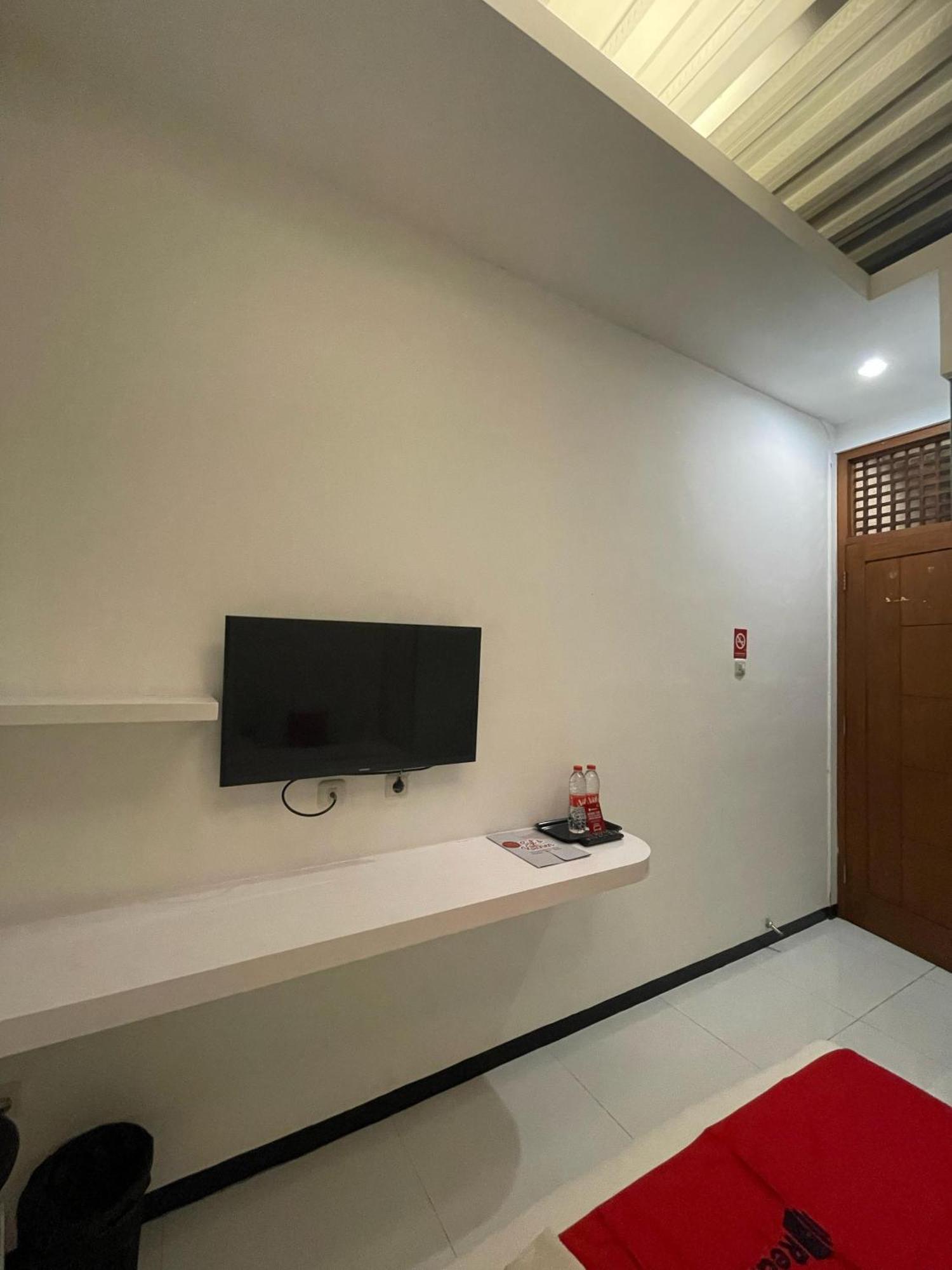 Reddoorz Plus Near Parahyangan University Bandung Exterior foto