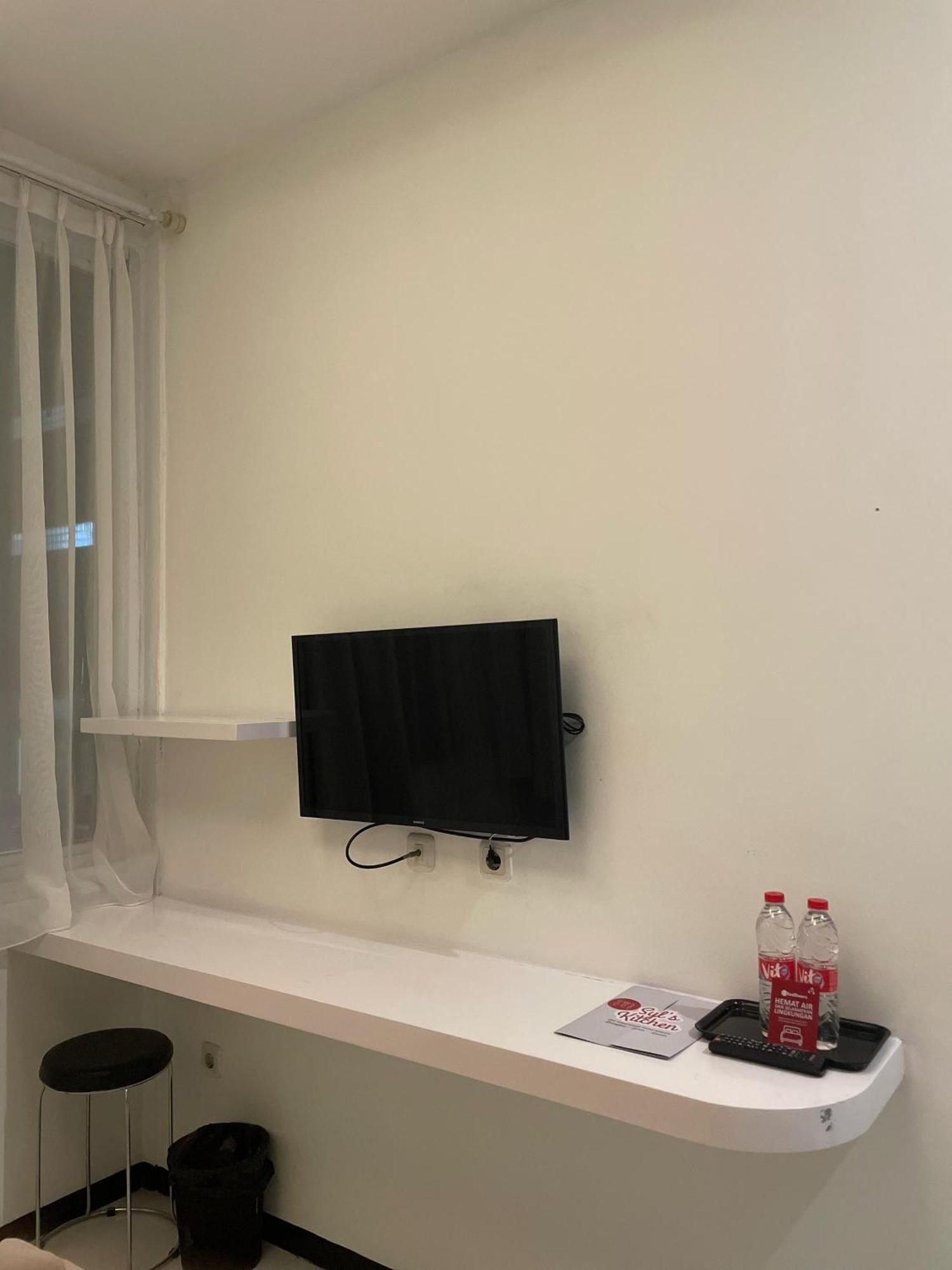 Reddoorz Plus Near Parahyangan University Bandung Exterior foto